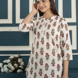 Nayo Off-White & Green Printed Tunic image 4