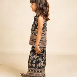 Jilmil Silk Woven Sleeveless Floral Foil Printed Sequins Embellished Short Kurti & Coordinating Palazzo Set - Black image 4