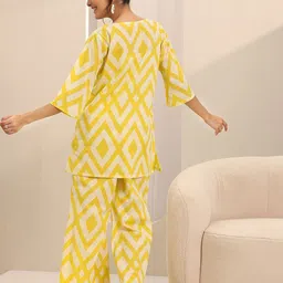 Libas Women Printed Night suit image 3