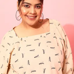 CURVY STREET Plus Size Floral Printed Square Neck Crepe Top image 2