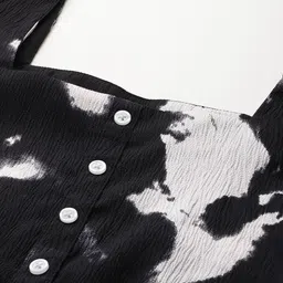 DressBerry Printed Puff Sleeves Monochrome Top image 2