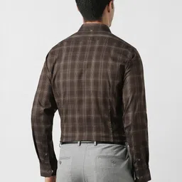 Van Heusen Men Tartan Checked Spread Collar Formal Shirt image 4