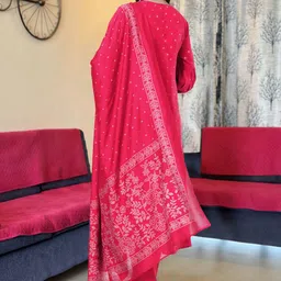 GoSriKi Women Floral Printed Regular Thread Work Kurta with Trousers & With Dupatta image 5