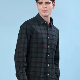 V-Mart Tartan Checks Checked Spread Collar Cotton Slim Fit Shirt image 4