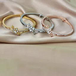 WATCHSTAR Women Antique Silver-Plated Bangle-Style Bracelet image 3