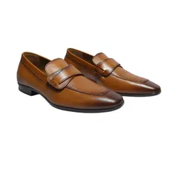 FEET FIRST Men Textured Leather Loafers-image-45