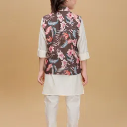 Ministitch Boys Floral Regular Kurta with Pyjamas image 2