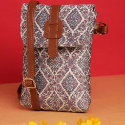 Anouk Geometric Printed Sling Bag image 2