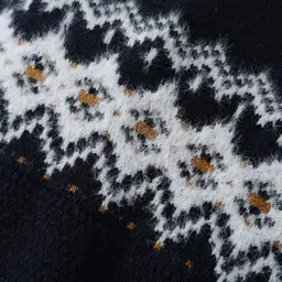 Yellow Apple Knit Full Raglan Sleeves Pullover Sweater with Chevron Design - Navy Blue image 3