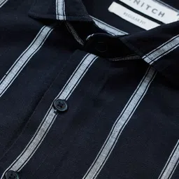 Snitch Men Vertical Striped Spread Collar Casual Shirt image 2