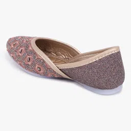 Superminis Girls Embellished Ethnic Mojaris with Embroidered Flats image 2
