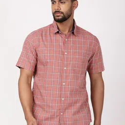 Indian Terrain Men Classic Slim Fit Tartan Checked Spread Collar Pure Cotton Casual Shirt-picture-38