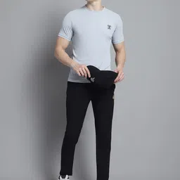 WELL QUALITY Men Mid-Rise Trackpants image 3