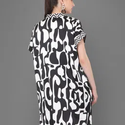 Tamiska By Narendra Kumar Women Printed Mandarin Collar Kaftan Longline Top image 5