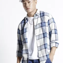 Voi Jeans Men Slim Fit Tartan Checked Spread Collar Cotton Casual Shirt-image-65