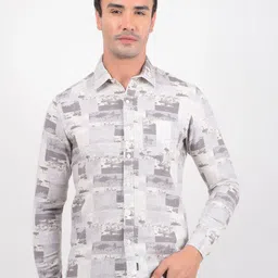 Numero Uno Men Slim Fit Opaque Printed Casual Shirt image 1