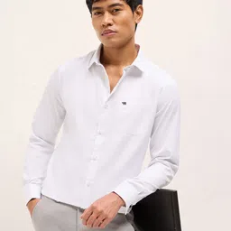 THE BEAR HOUSE Men Tailored Fit Solid Spread Collar Formal Shirt-picture-20