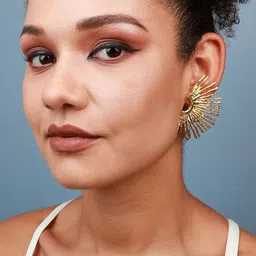 DressBerry Gold-Plated Contemporary Studs image 5