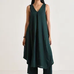 GoSriKi V-Neck A-Line Kurta With Trousers image 1