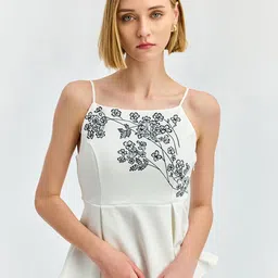 COVER STORY Floral Embroidered Top image 1