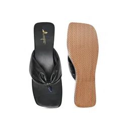 Looper WomenV shape Platfrom Heels image 4