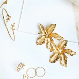 Joker & Witch Floral Gold Earrings Rings & Bracelet Set-picture-41