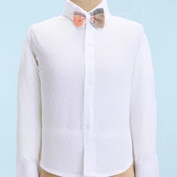 Radutu Full Sleeves Solid Shirt With Checked Waistcoat Pant & Bow - Peach & White image 2