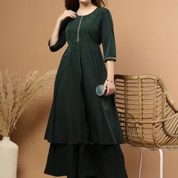 RAASSIO Women Tiered Kurta with Palazzos-image-21