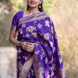 Yanthistore Woven Design Zari Silk Blend Handloom Banarasi Saree-picture-12