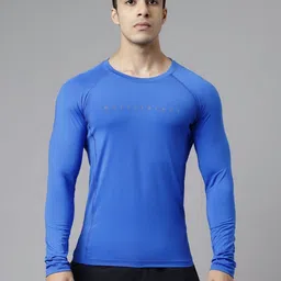 MuscleBlaze Men Pockets Compression T-shirt-picture-37