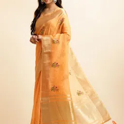 NEGRONI Floral Embroidered Woven Design Zari Saree image 4