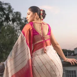 ZIKARAA Woven Design Zari Handloom Saree image 5