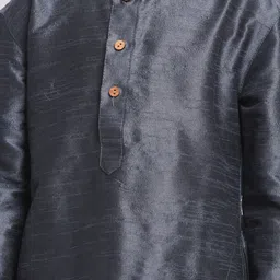 VASTRAMAY Boys Grey Solid Kurta With Pyjamas image 2