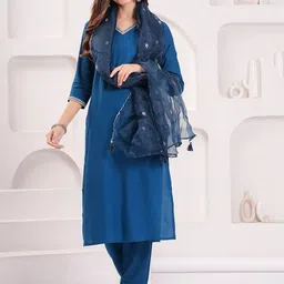 KEIYONA V-Neck Straight Kurta With Trousers & Dupatta image 5