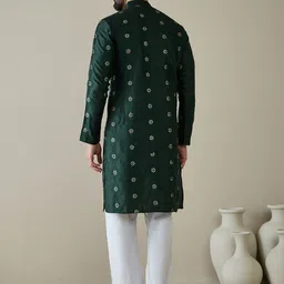 Anouk Men Floral Embroidered Thread Work Kurta image 4