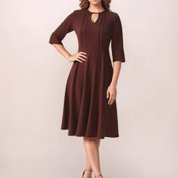 Zink London Keyhole Neck Fit & Flare Midi Dress-image-15