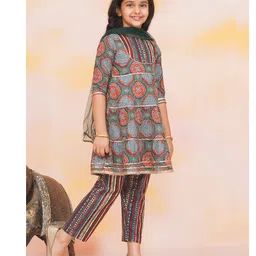 KID1 Cotton Woven Three Fourth Sleeves Floral Printed Gota Lace Embellished Kurta With Pant & Dupatta - Green & Multi Colour image 4