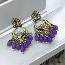 Women Click Geometric Drop Earrings image 4