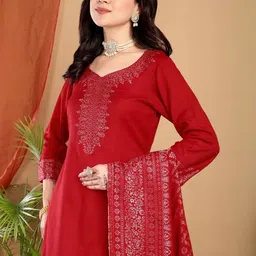Hemkunt Fabric Floral Embroidered Thread Work Unstitched Dress Material image 4