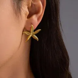 Estailo fashion Gold Plated Animal Shaped Studs image 4