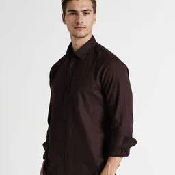 Crocodile Men Comfort Fit Vertical Striped Spread Collar Pure Cotton Casual Shirt image 5