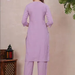JC4U Ethnic Motifs Embroidered Regular Thread Work Pure Cotton Kurta with Trousers image 4