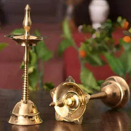 Aura Set Of 2 Yellow Metal Singhasan Oval Shaped Diya image 4