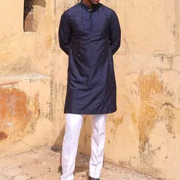 ABKASA Geometric Embroidered Mandarin Collar Mirror Work Kurta with Trousers-picture-12