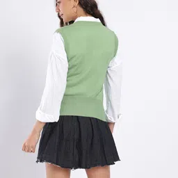 4WRD by Dressberry Self Design Geometric V-Neck Sweater image 5