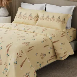 Boutique Living India Yellow & Red Ethnic Motifs 200 TC Queen Bedsheet with 2 Pillow Covers-picture-26
