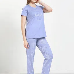 QUIRA Women Printed Night suit image 2