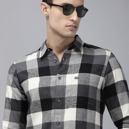THE BEAR HOUSE Men Black & White Pure Cotton Slim Fit Windowpane Checked Casual Shirt-picture-29