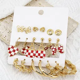 DESTINY JEWELS Set Of 9 Gold-Plated Circular Shaped Studs image 4