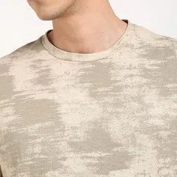 Calvin Klein Jeans Men FADED LIGHT AOP Round Neck Cotton T-shirt image 2
